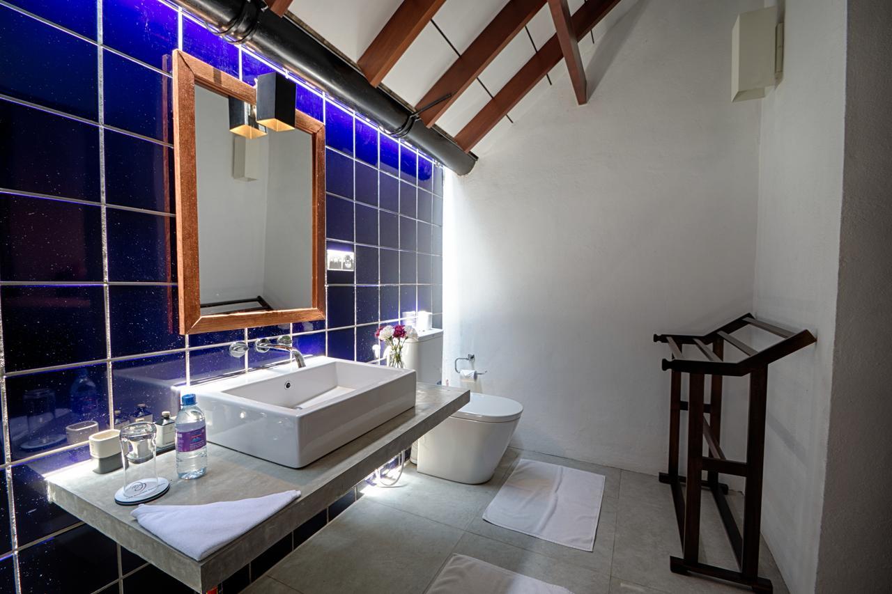 Om Shambhala Bed & Breakfast โคลอมโบ ภายนอก รูปภาพ