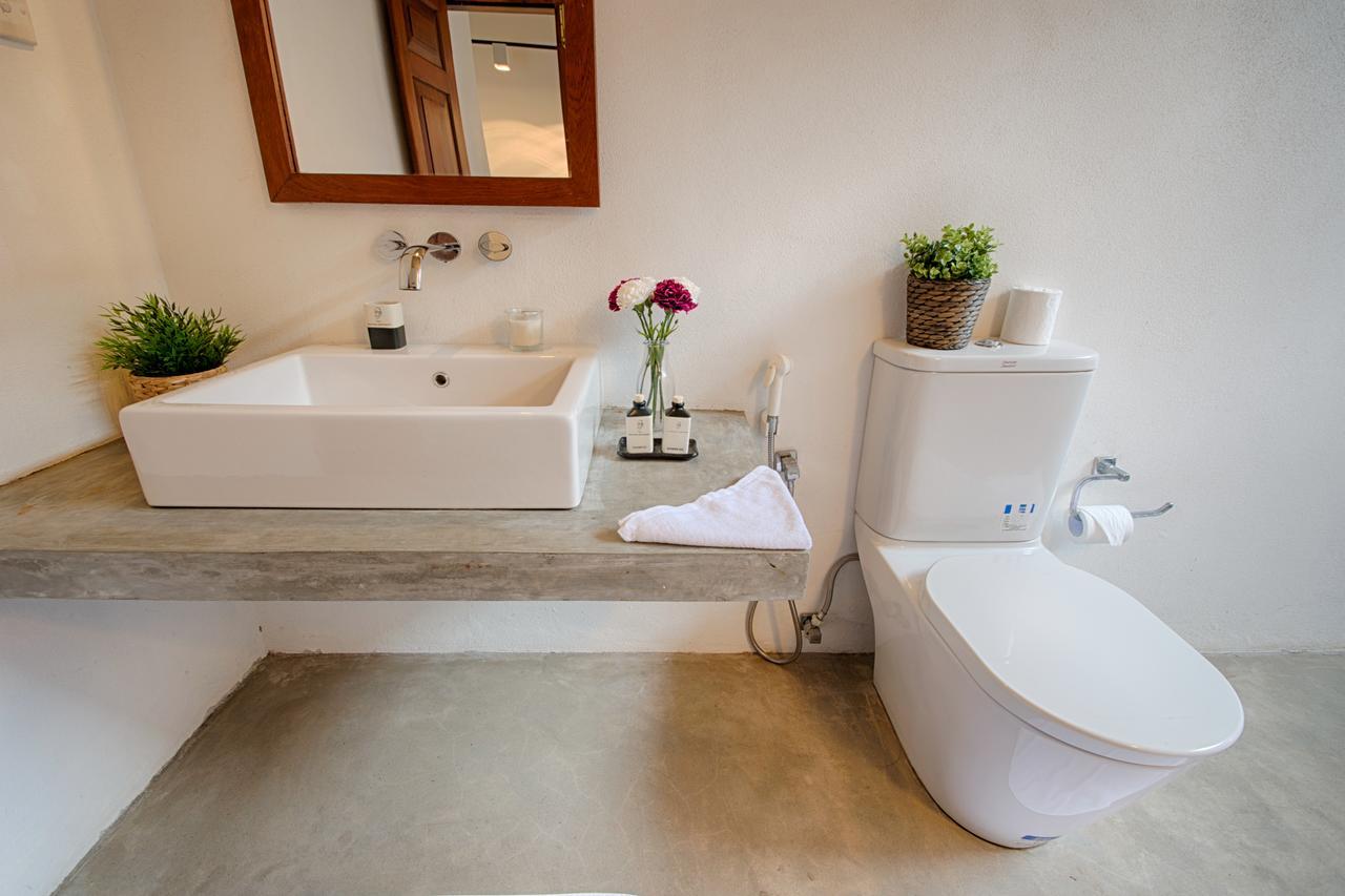 Om Shambhala Bed & Breakfast โคลอมโบ ภายนอก รูปภาพ
